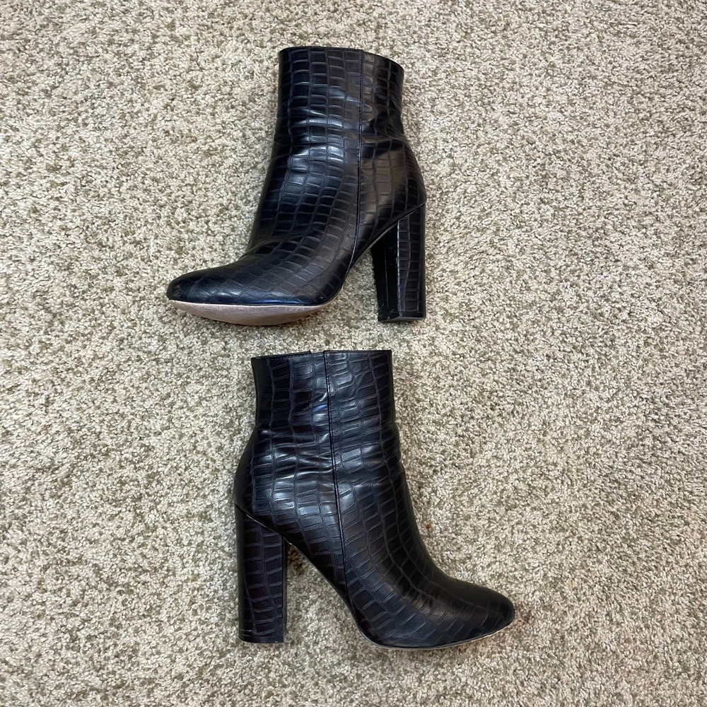 Black Croc Embossed Faux Leather Block Heel Ankle Boots Whimsigoth Grunge Size 6